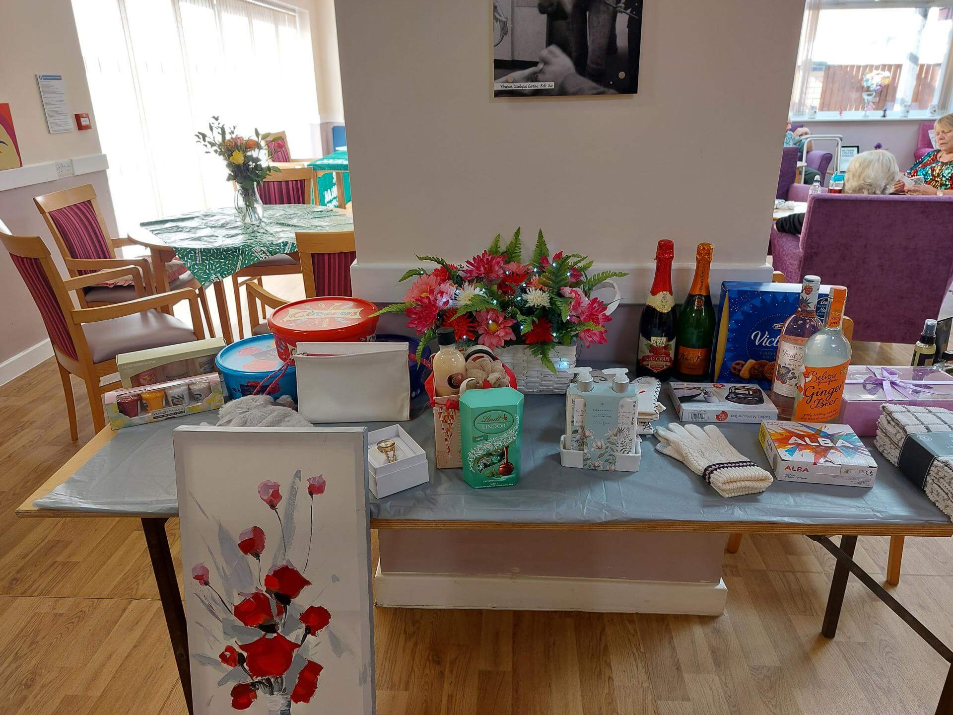 Fabulous fundraising for Macmillan | One Manchester