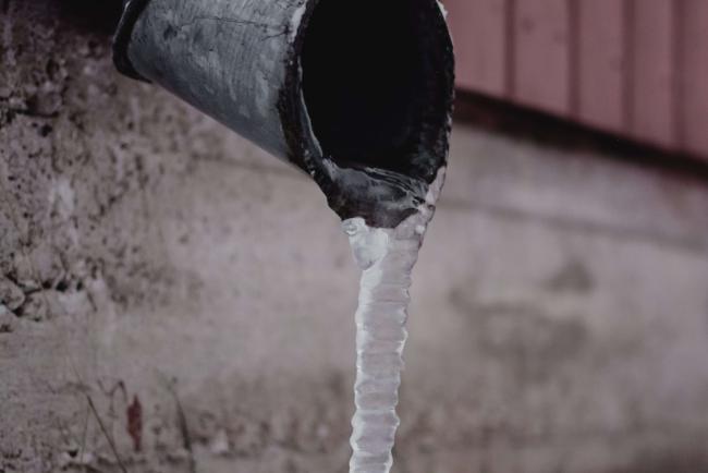 Frozen pipes warning and advice